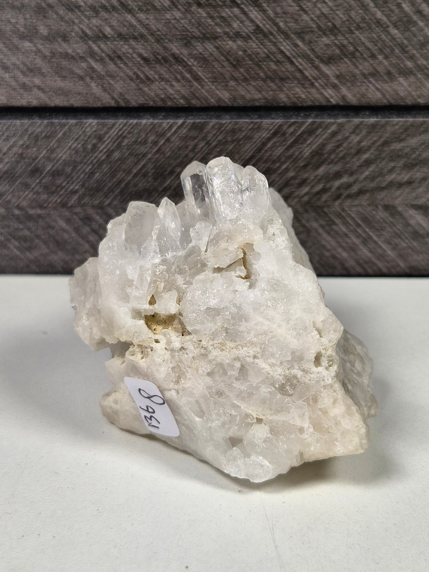 Bergkristal ruw cluster 136 gram