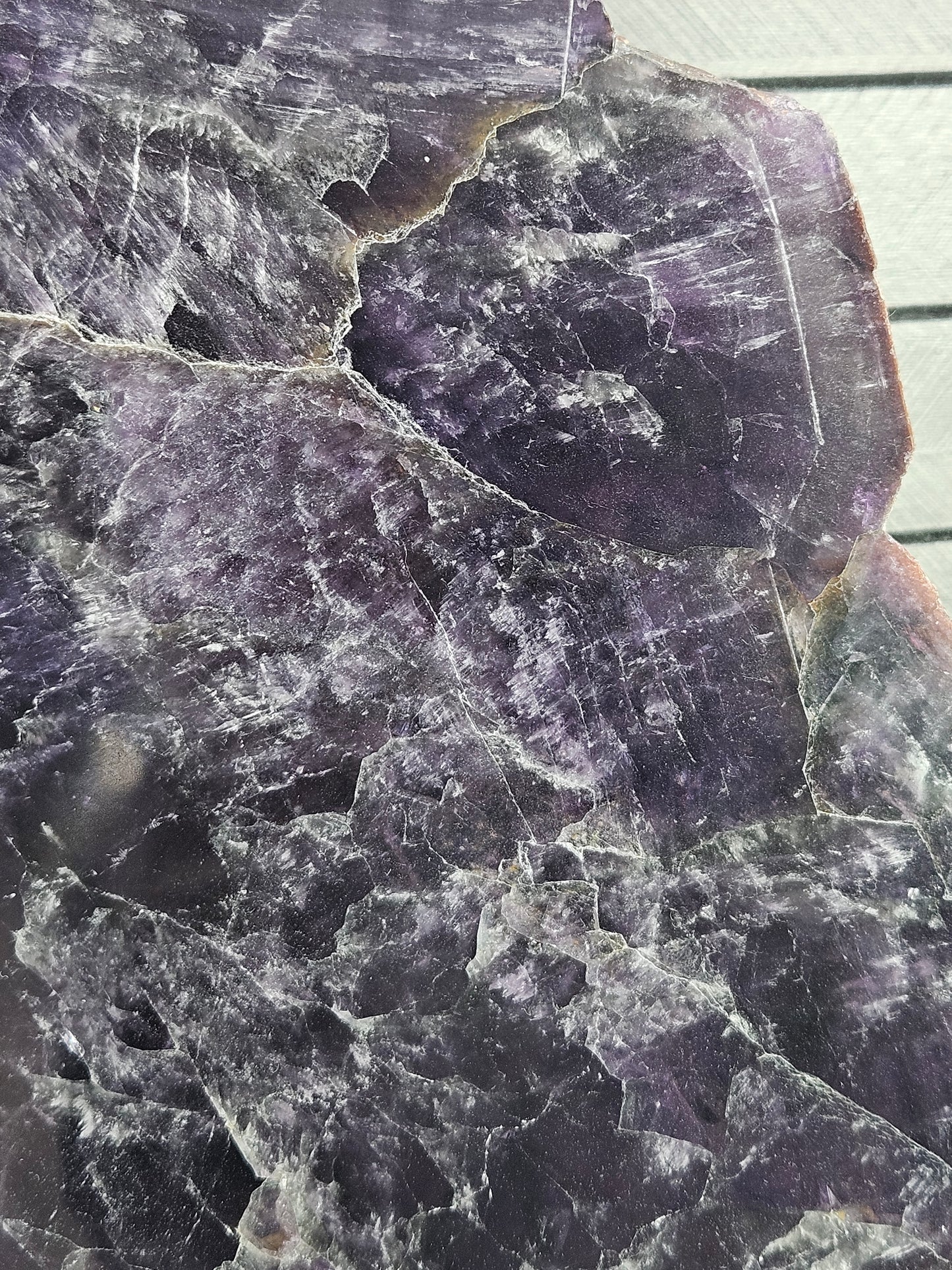 Dream amethist slab 3000 gram