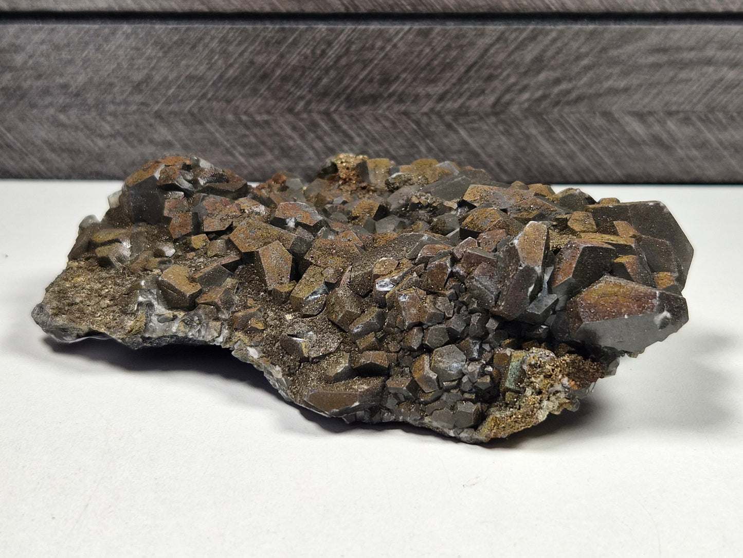 Daye Calciet met Pyriet Ruw 302 gram