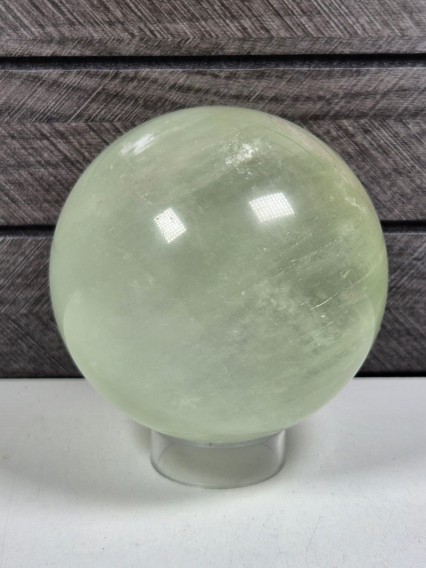 Groene Optisch Calciet bol 620 gram