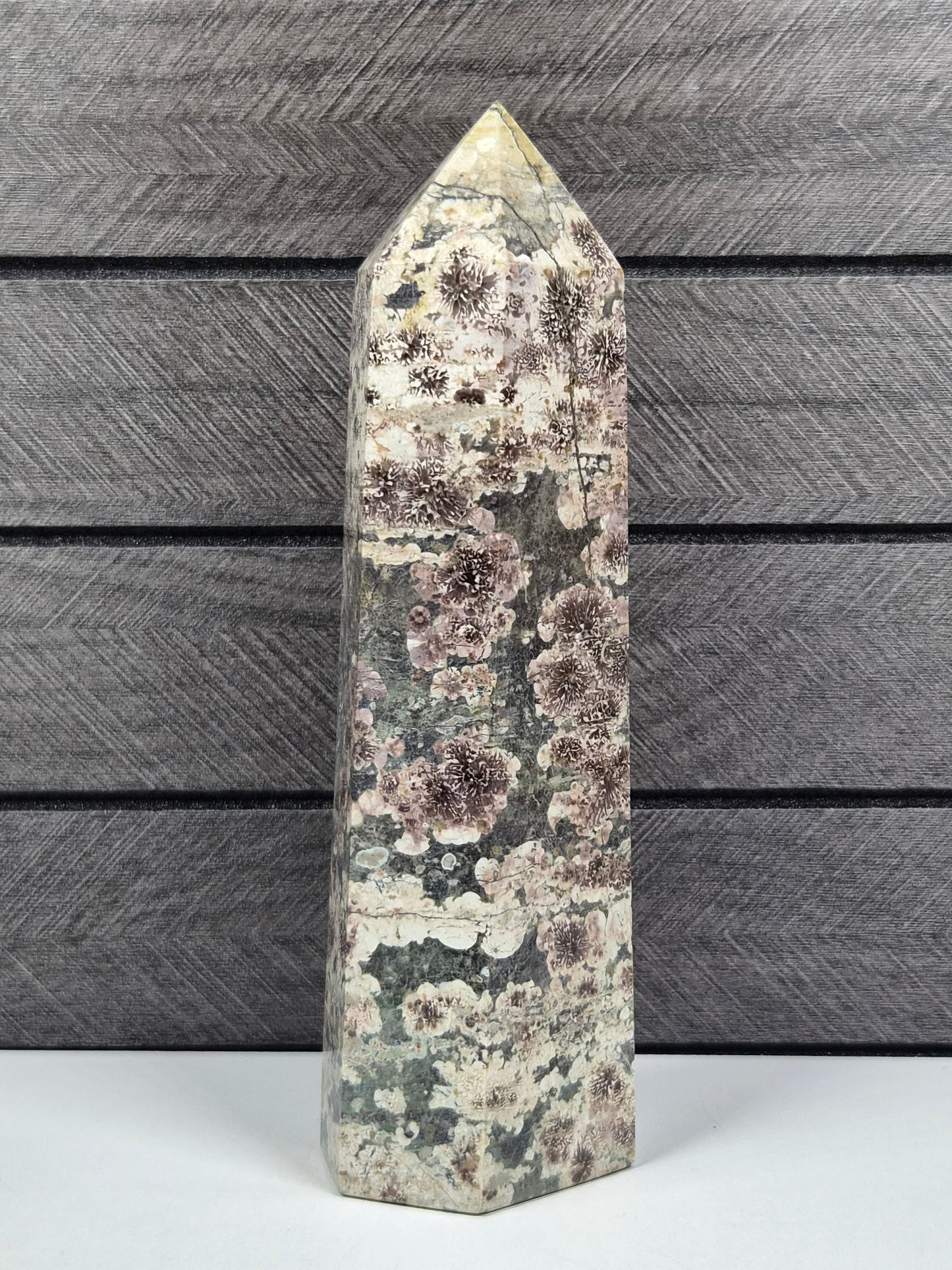 Groene Bloem Jaspis Toren 436 gram
