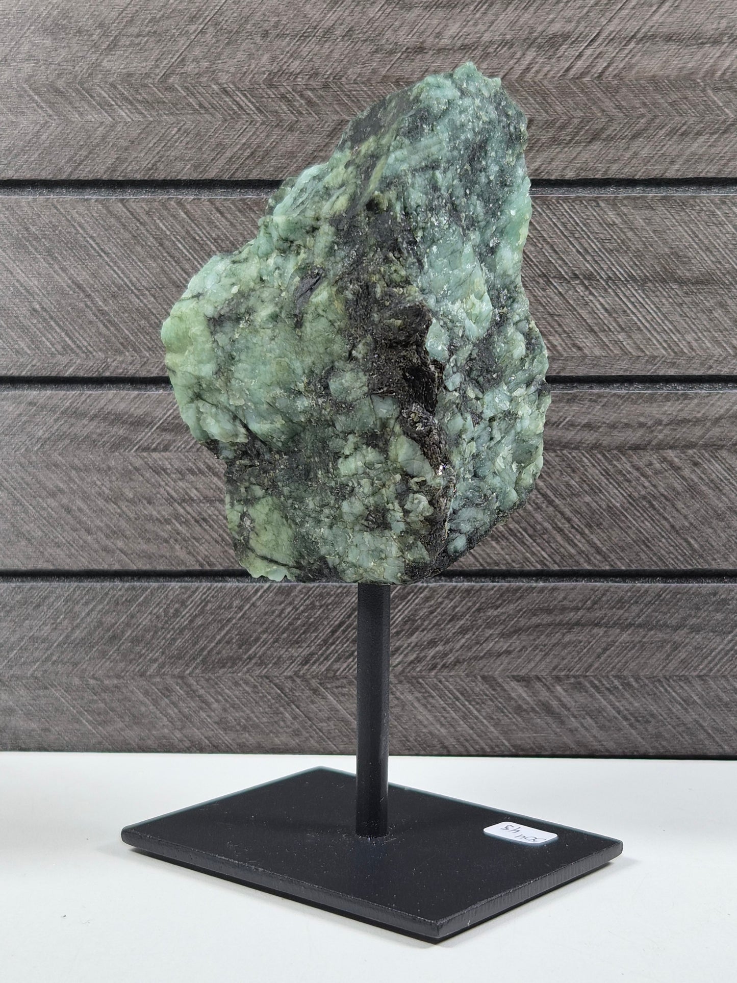 Emerald Ruw op standaard 504 gram