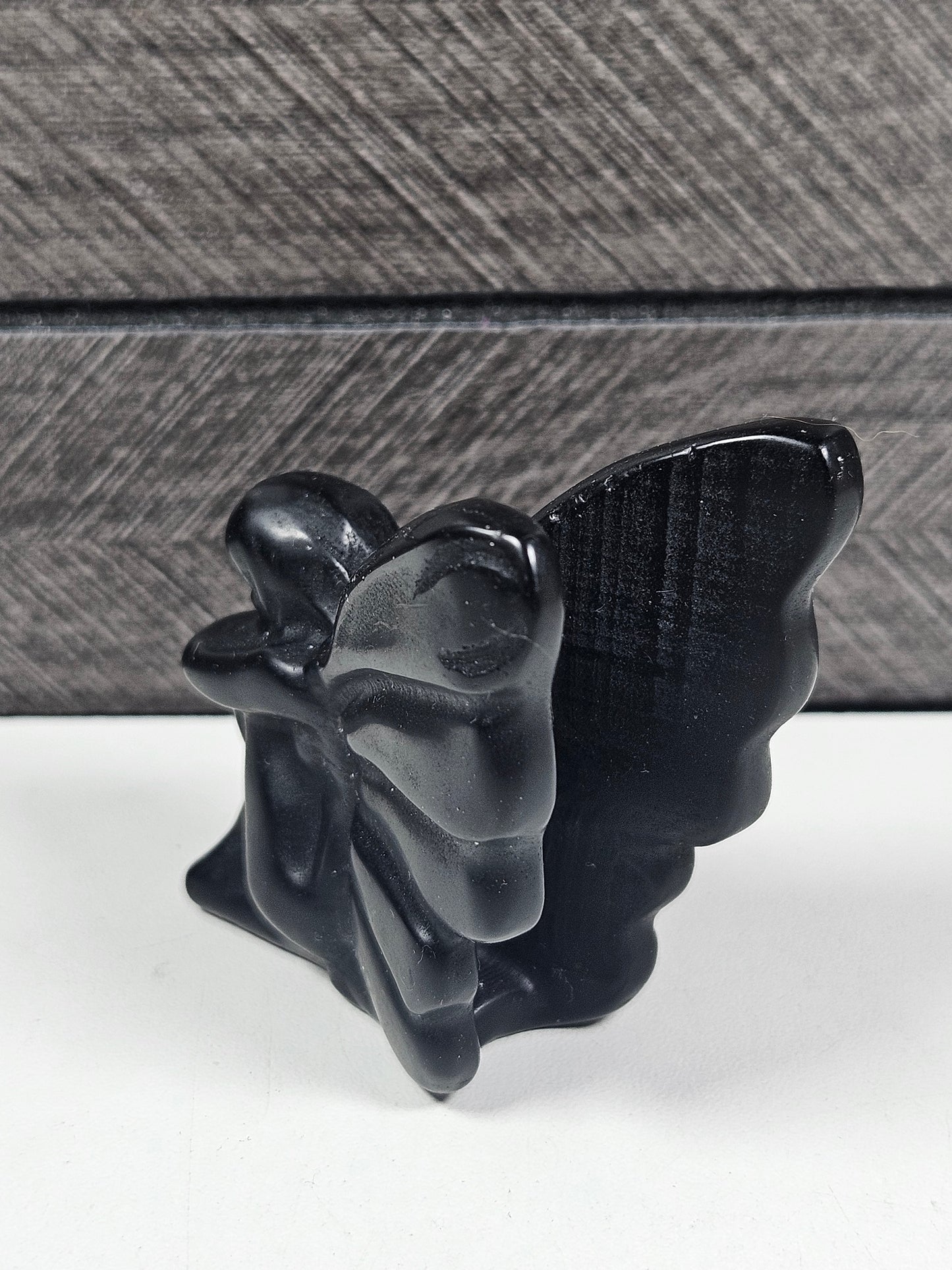 Obsidiaan Zittend Elfje