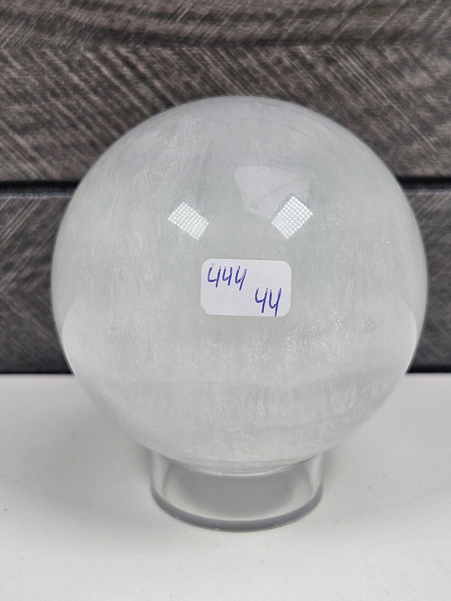 Witte Fluoriet bol 444 gram