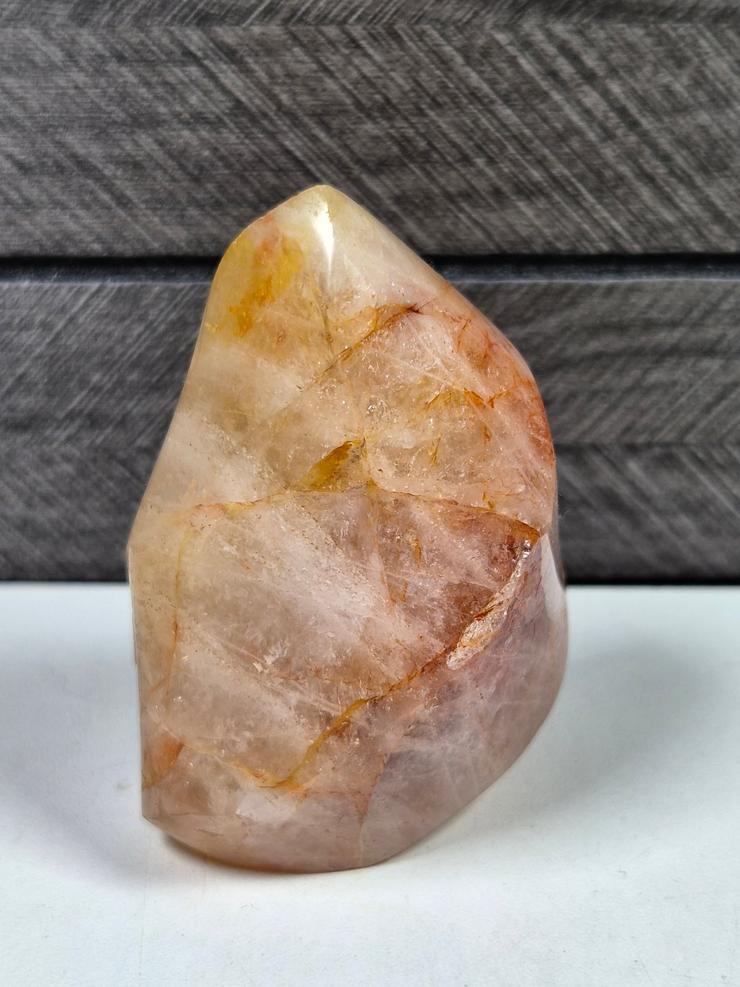 Vuurkwarts sculptuur 146 gram