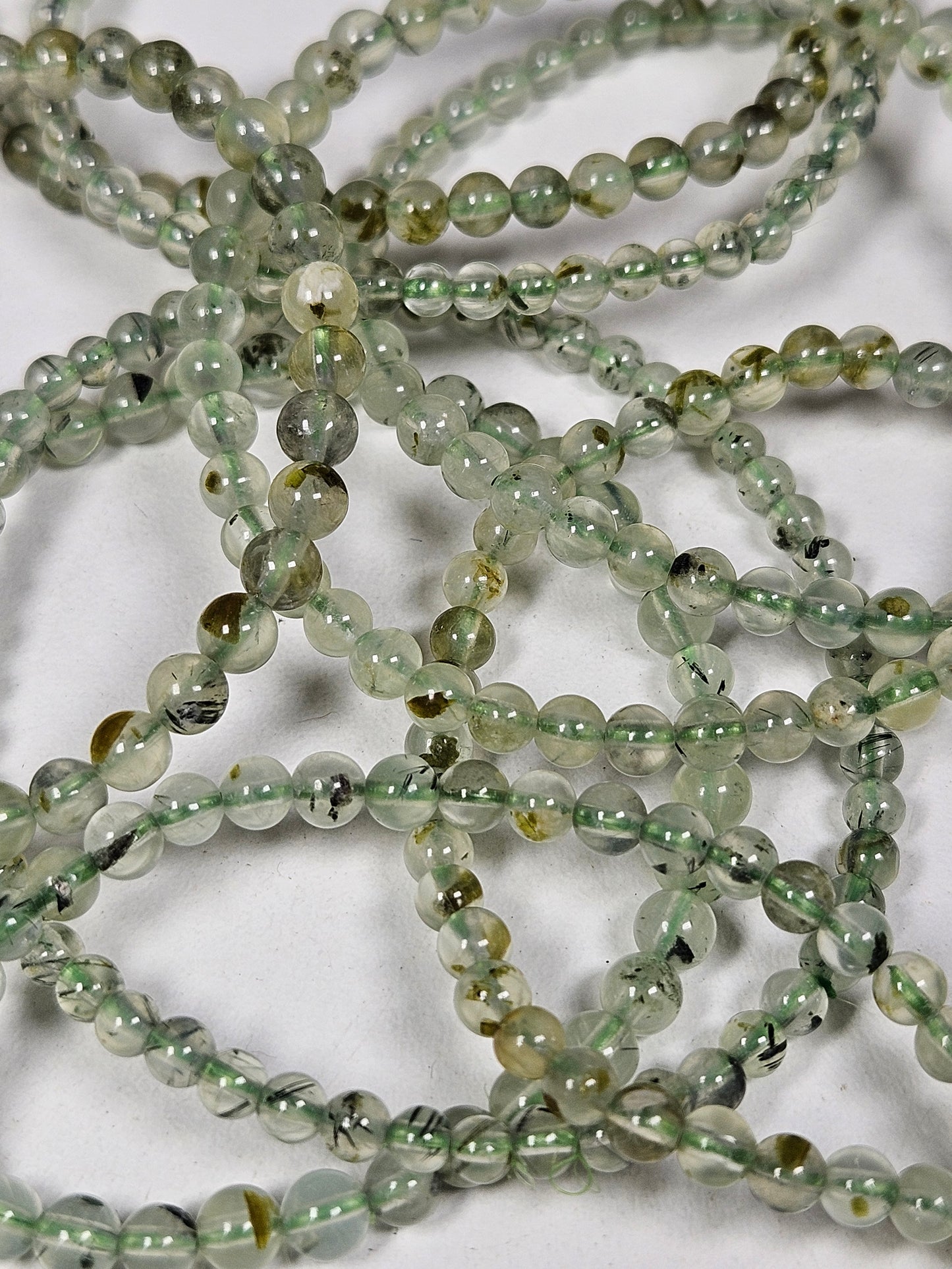 Prehniet armband 4mm