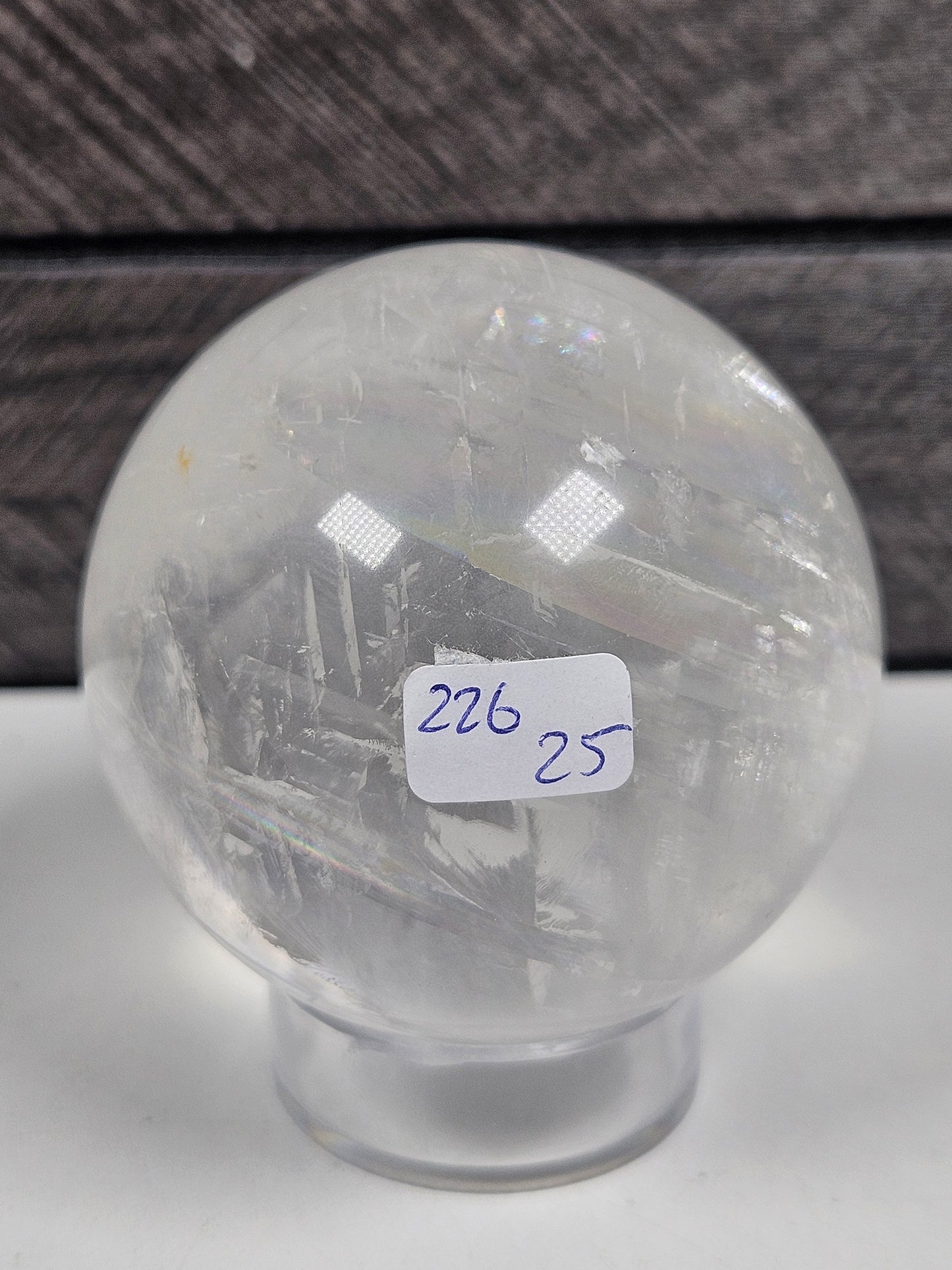 Optisch calciet bol 226 gram