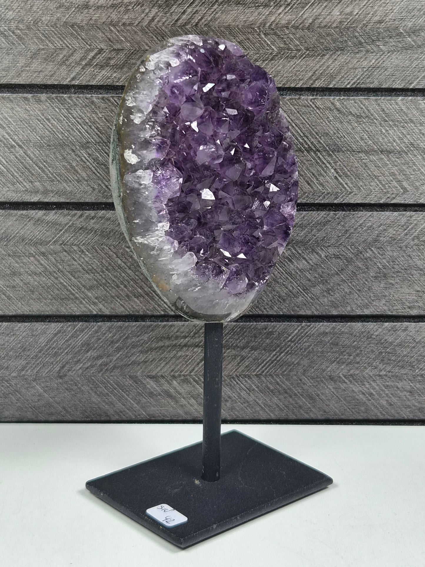 Amethist Ruw op Standaard 518 gram