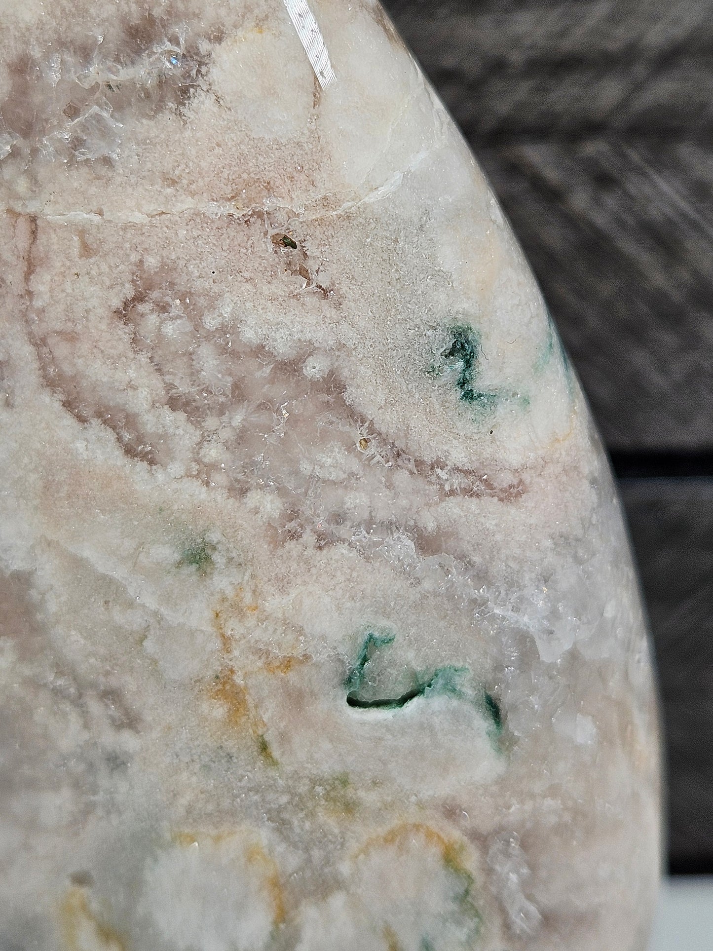 Roze Amethist Sculptuur 366 gram