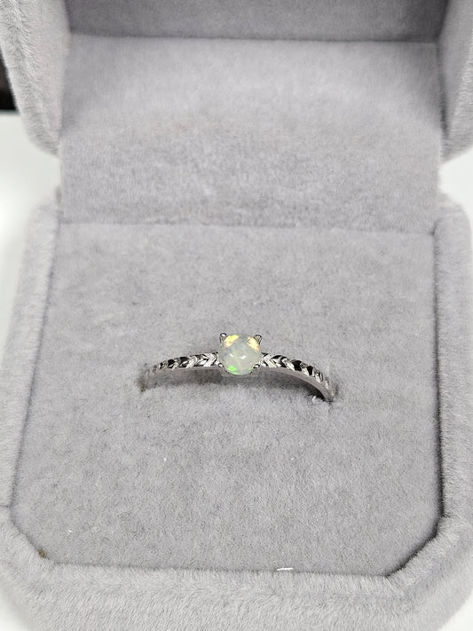 Opaal s925(zilver) verstelbare ring nr25