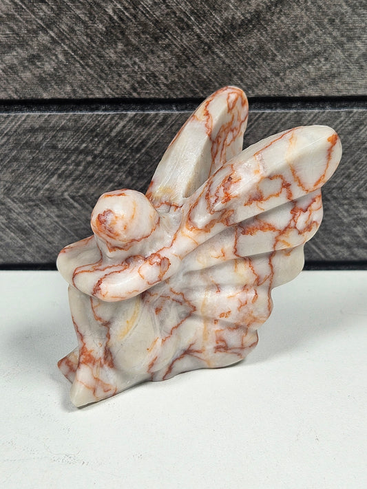 Red Vein Jaspis Zittend Elfje