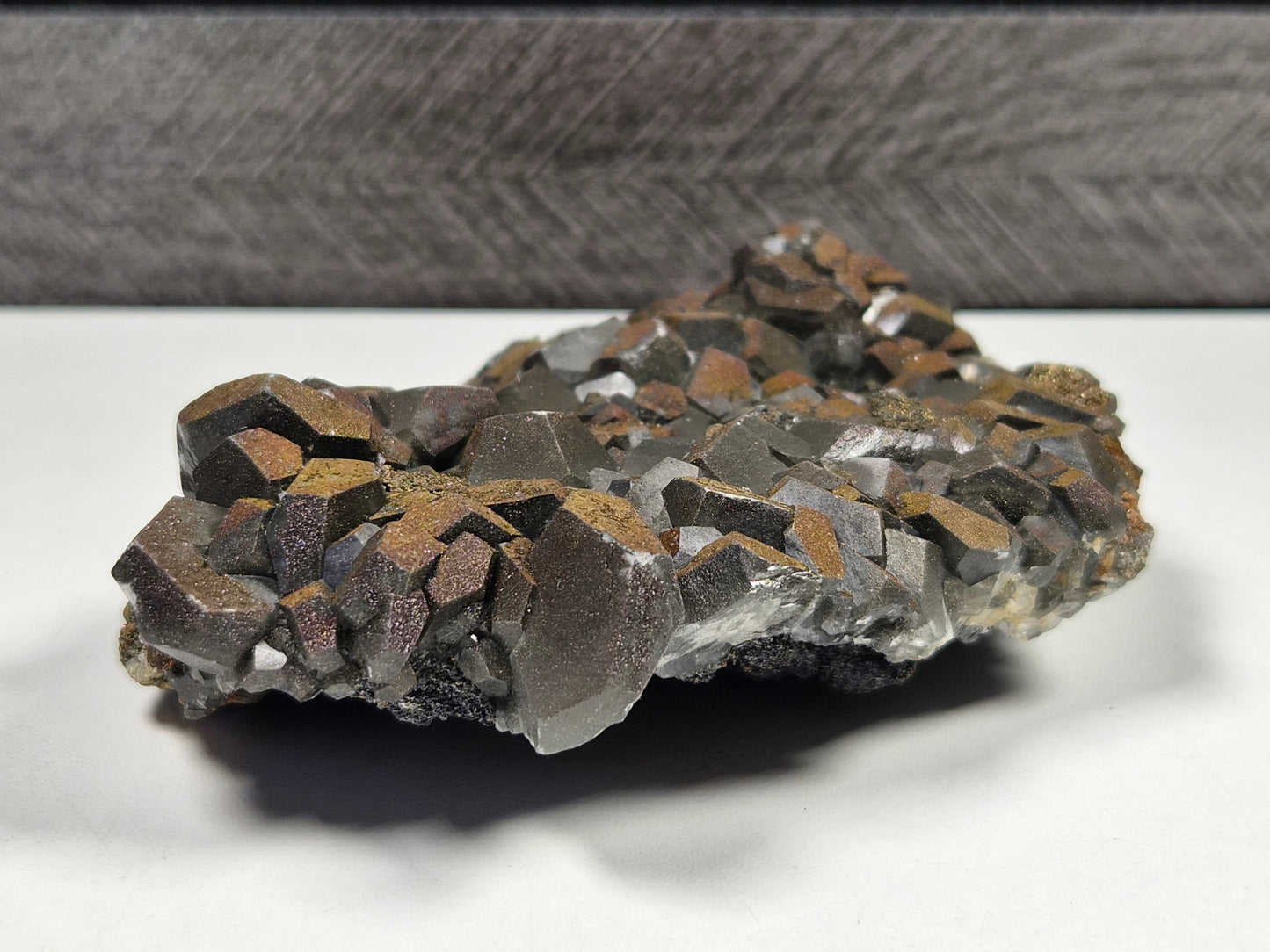 Daye Calciet met Pyriet Ruw 302 gram