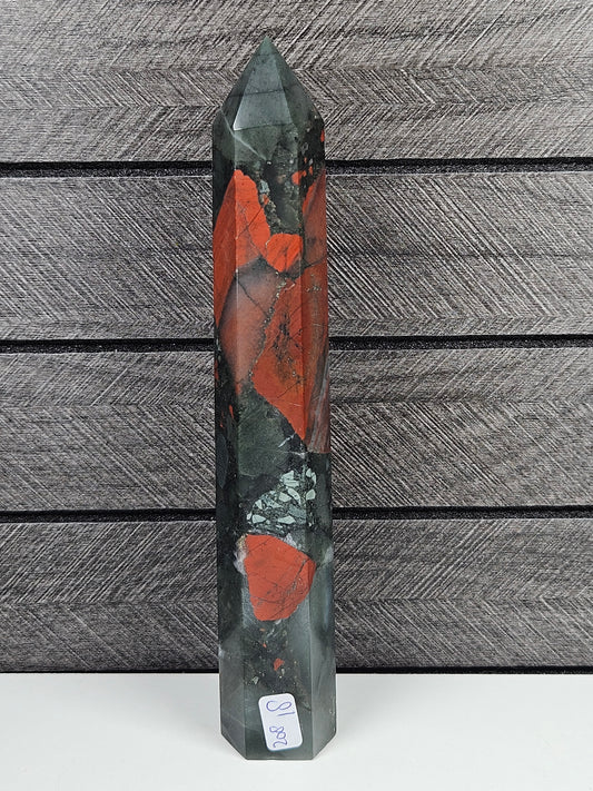 Afrikaanse bloedsteen toren 208 gram