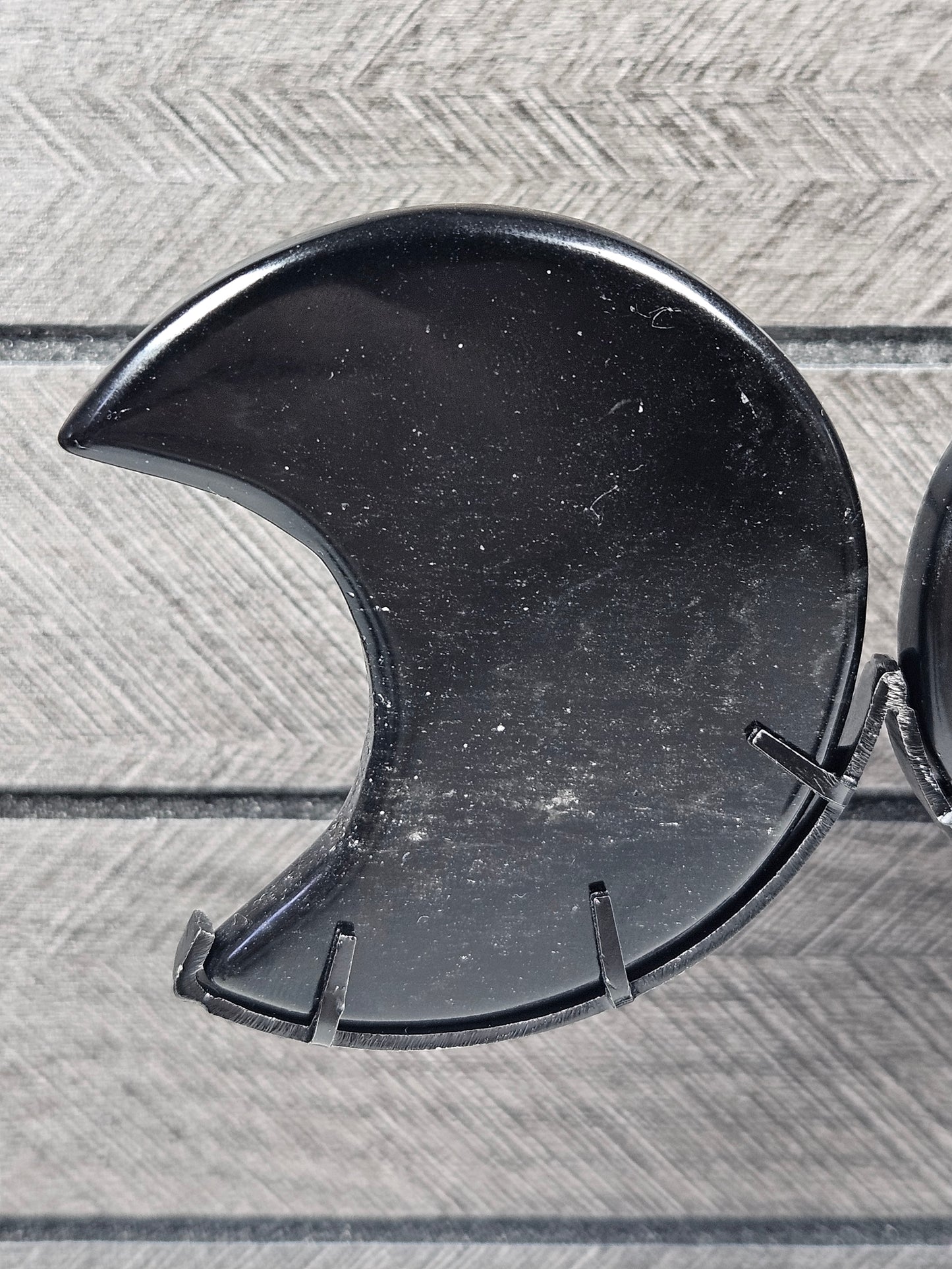 Obsidiaan Triple Moon op standaard nr17