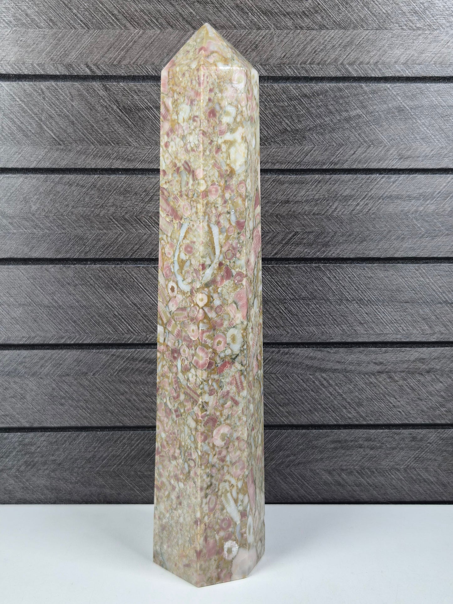 Fossiel Jaspis Toren 850 gram