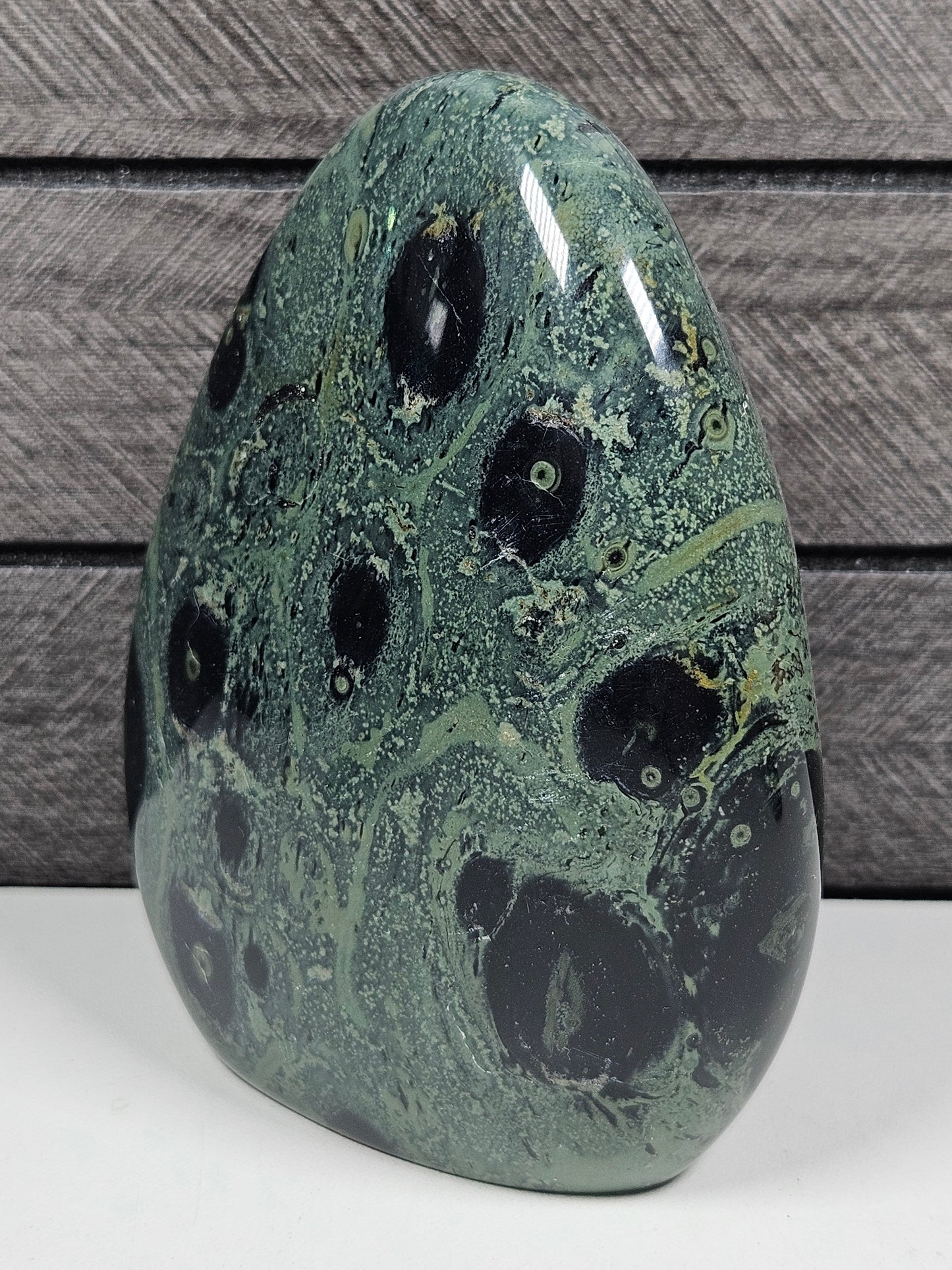 Kambaba jaspis sculptuur 494 gram