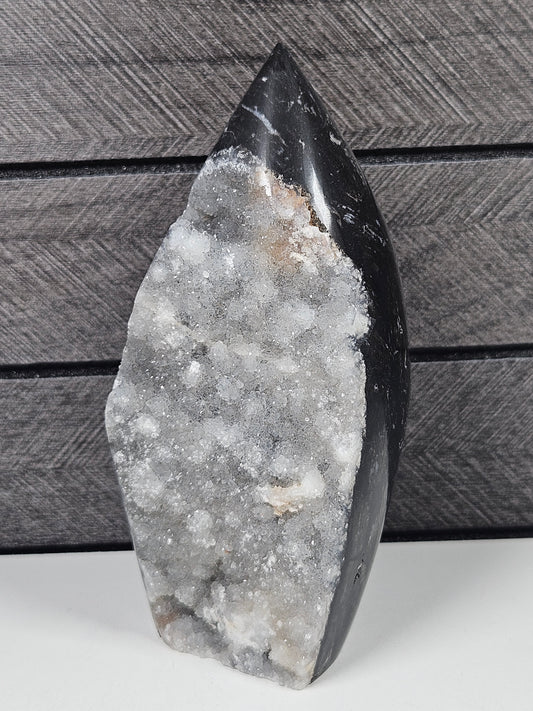 Chalcedoon sculptuur 408 gram