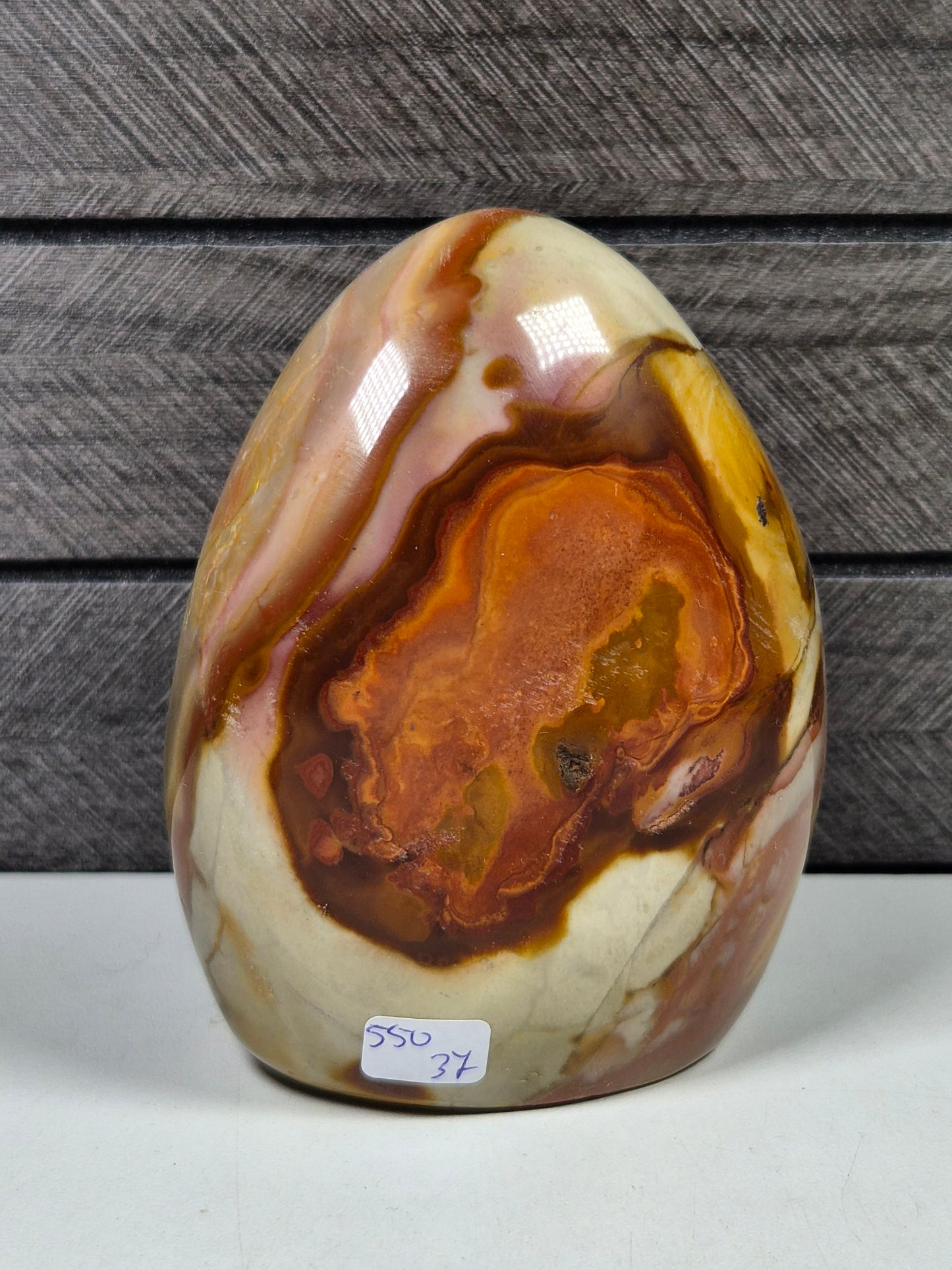 Polychroom Jaspis sculptuur 550 gram