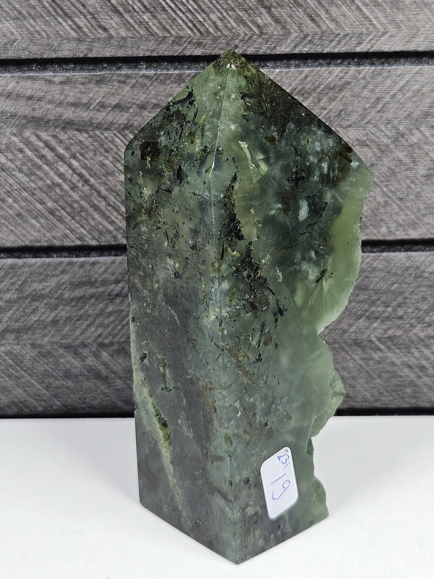 Prehniet toren 231 gram