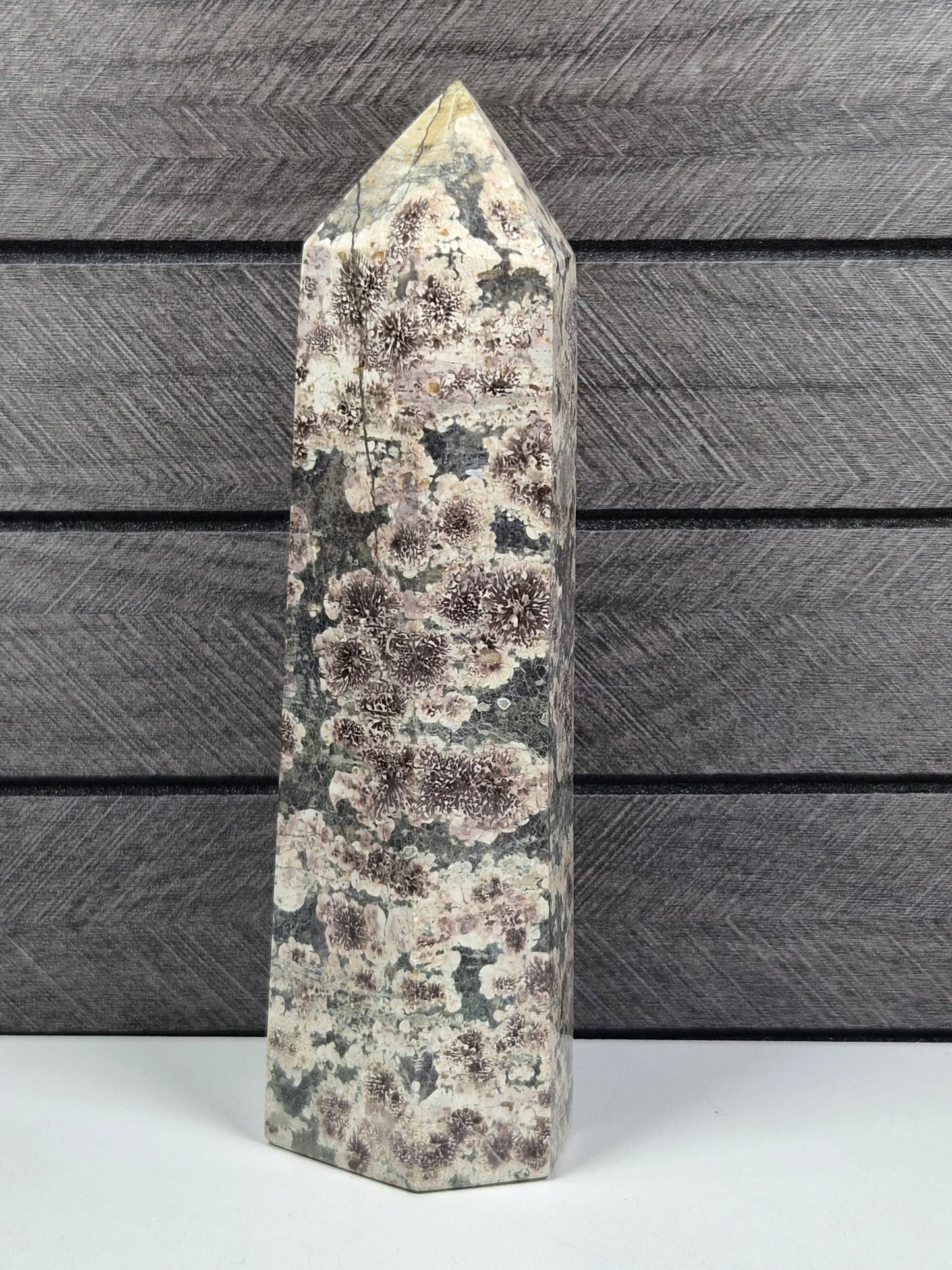 Groene Bloem Jaspis Toren 436 gram