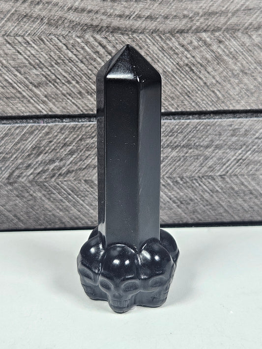 Obsidiaan Toren met Schedels 65 gram