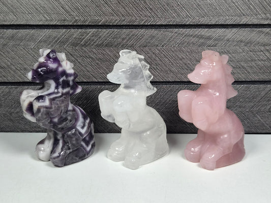 BergKristal/Dream Amethist/Rozenkwarts Gouden Driehoek Paarden Set