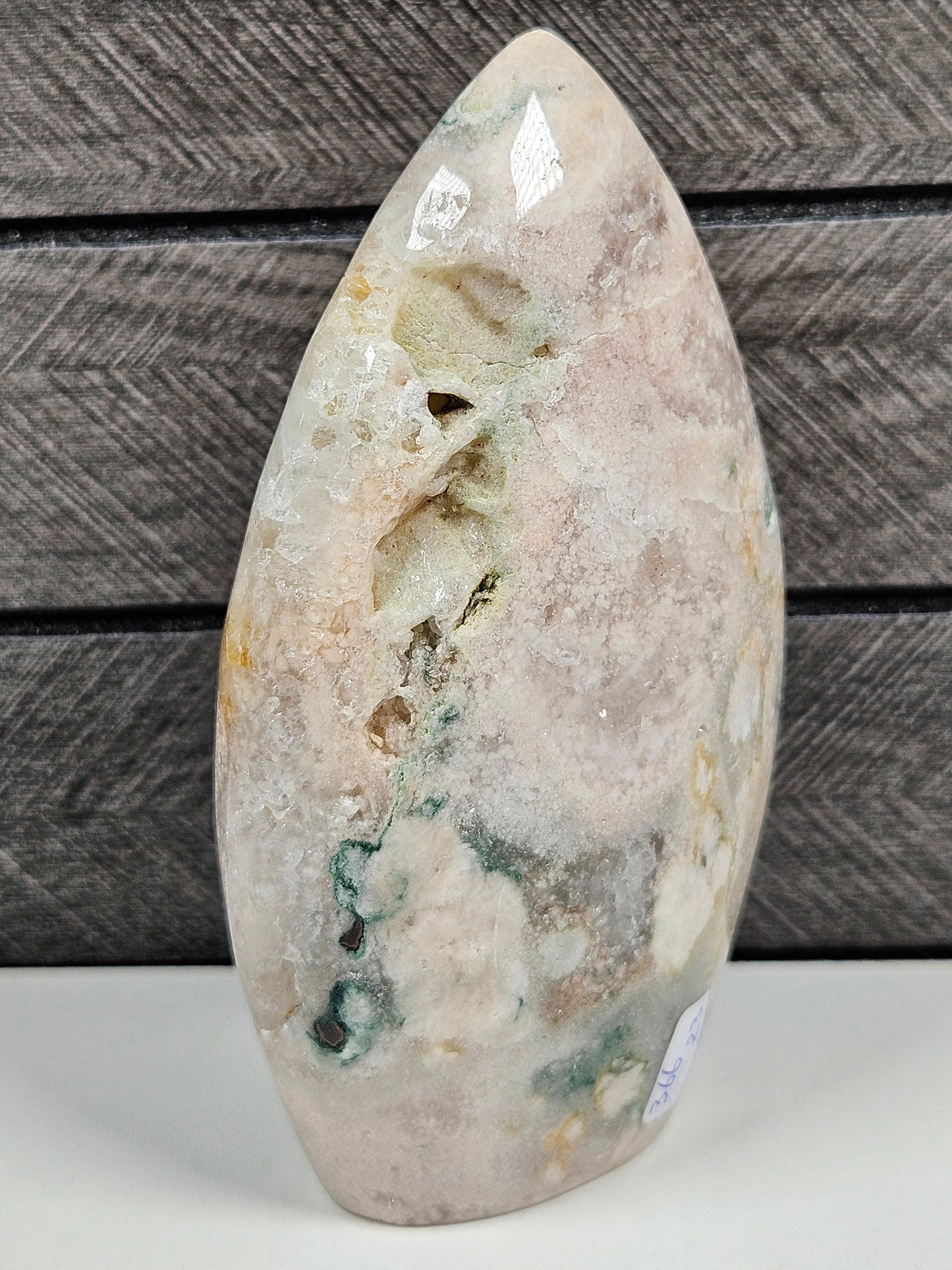 Roze Amethist Sculptuur 366 gram