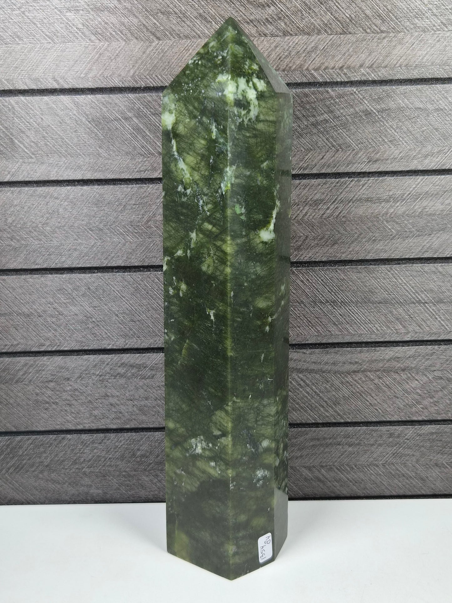 Groene Jade toren 1354 gram