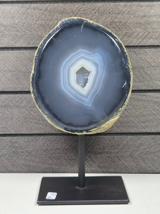 Agaat Geode op standaard 916 gram