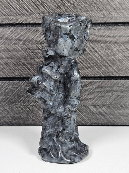 Larvikiet Roos in Skelettenhand 150 gram
