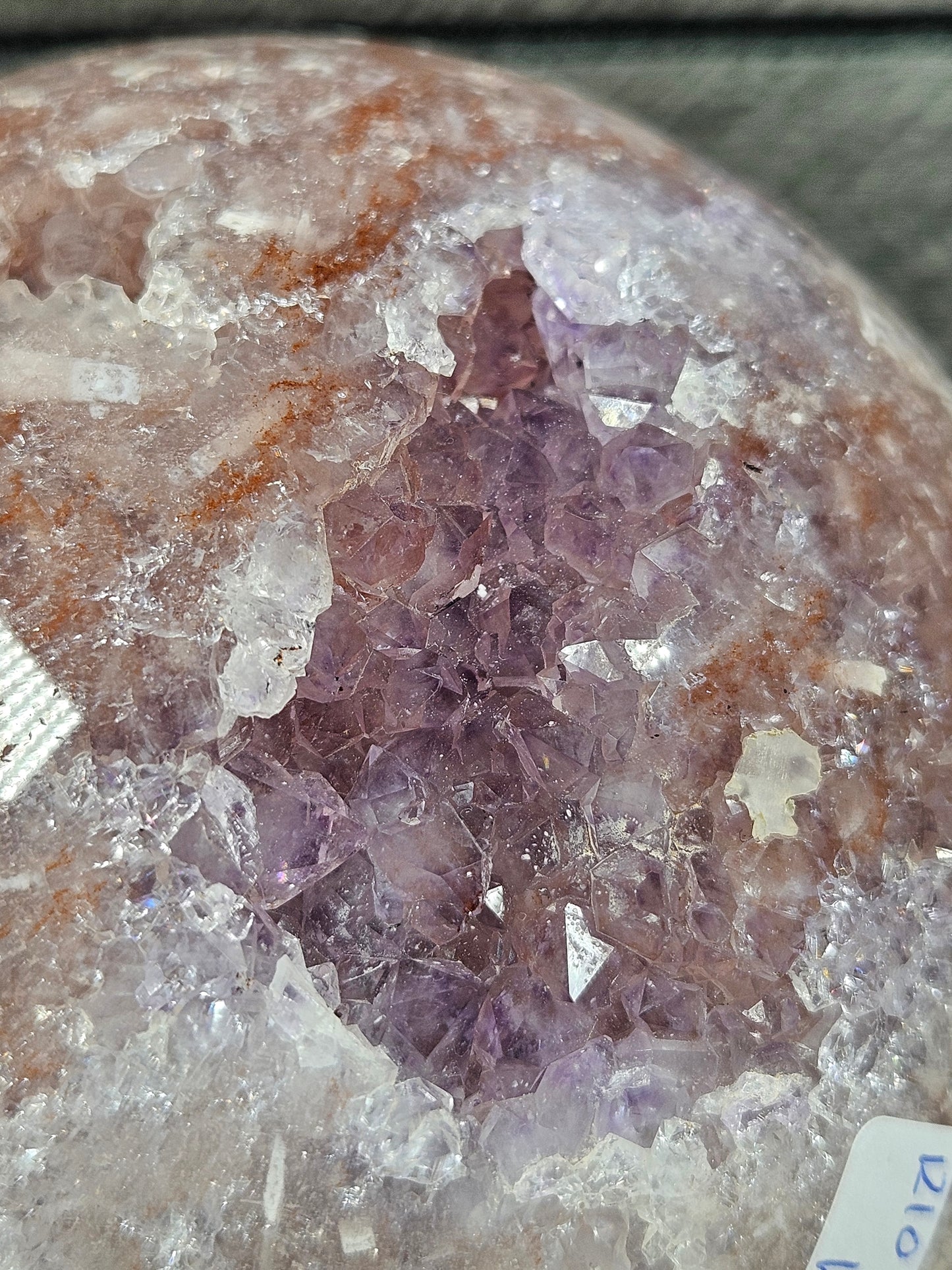 Roze amethist bol 1210 gram