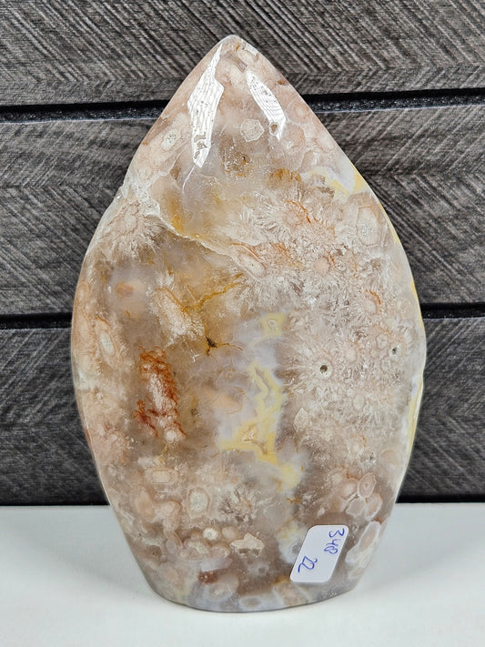 Bloemagaat/Roze amethist sculptuur 348 gram