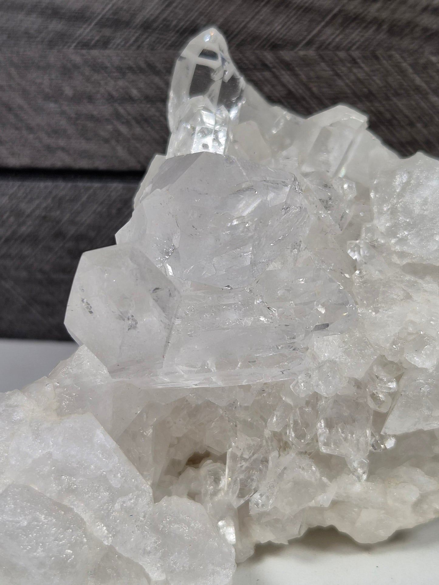 Bergkristal ruw cluster 656 gram