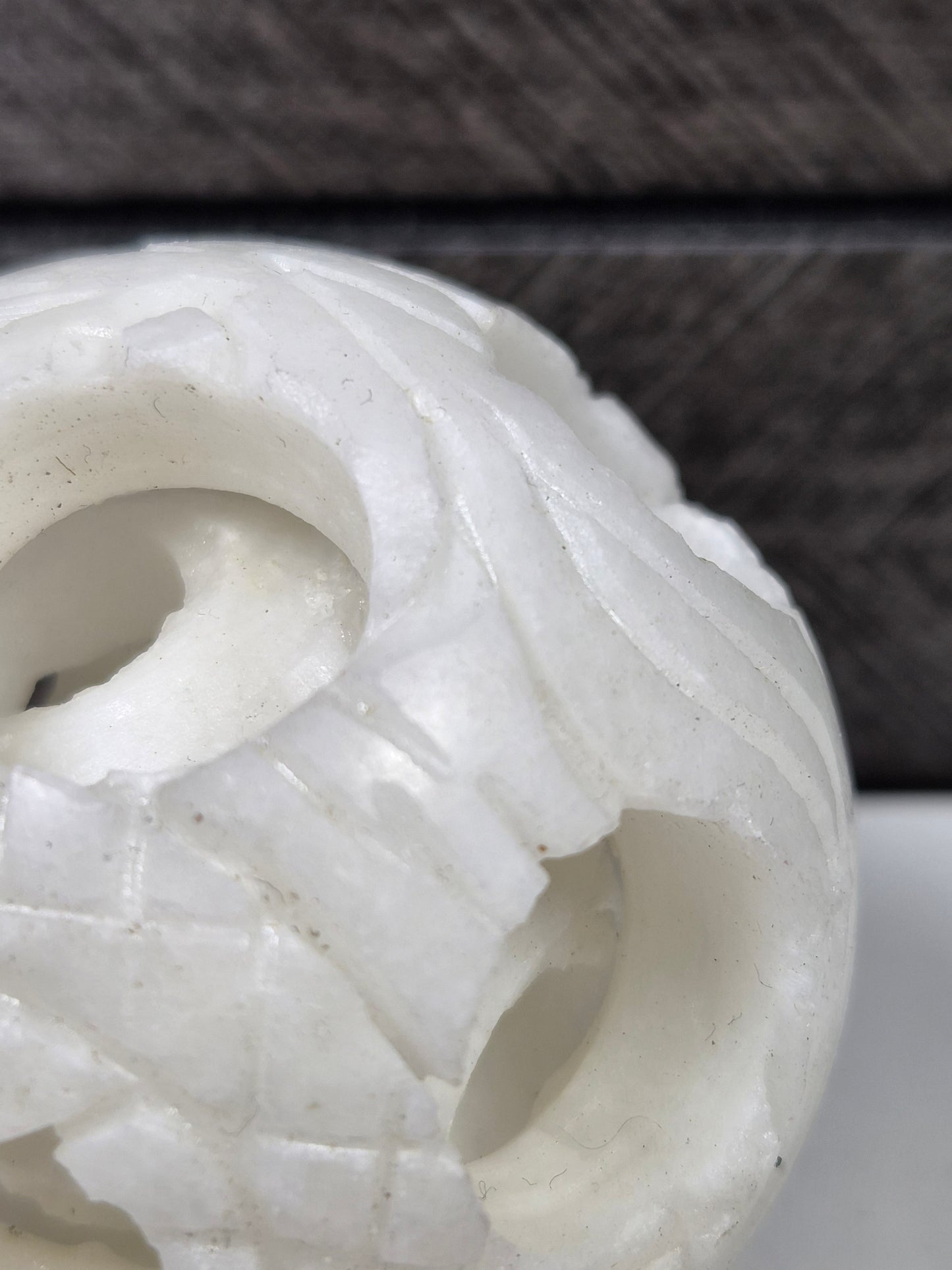Witte Jade Drakenbol 120 gram