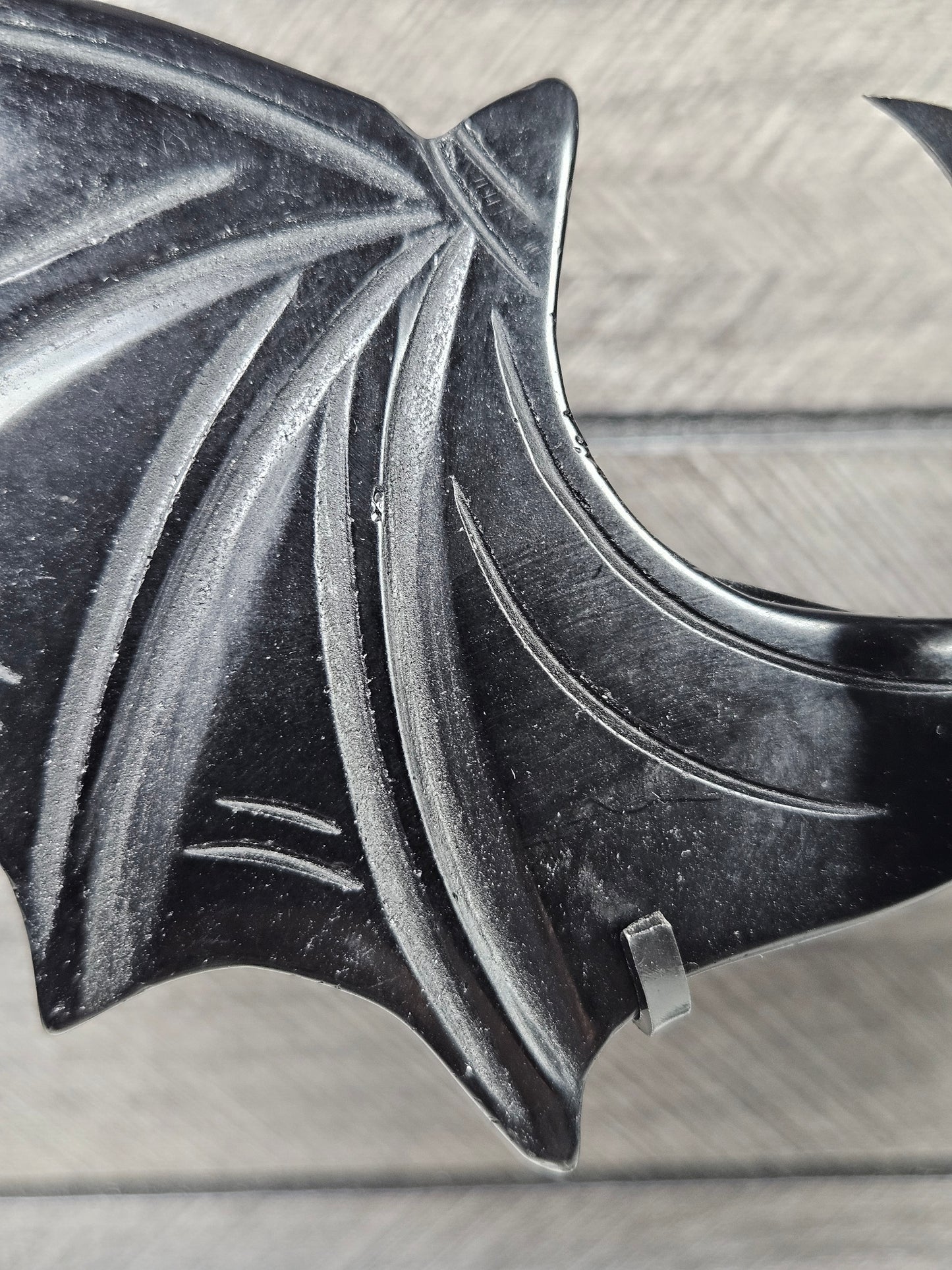 Zwarte obsidiaan vleermuis