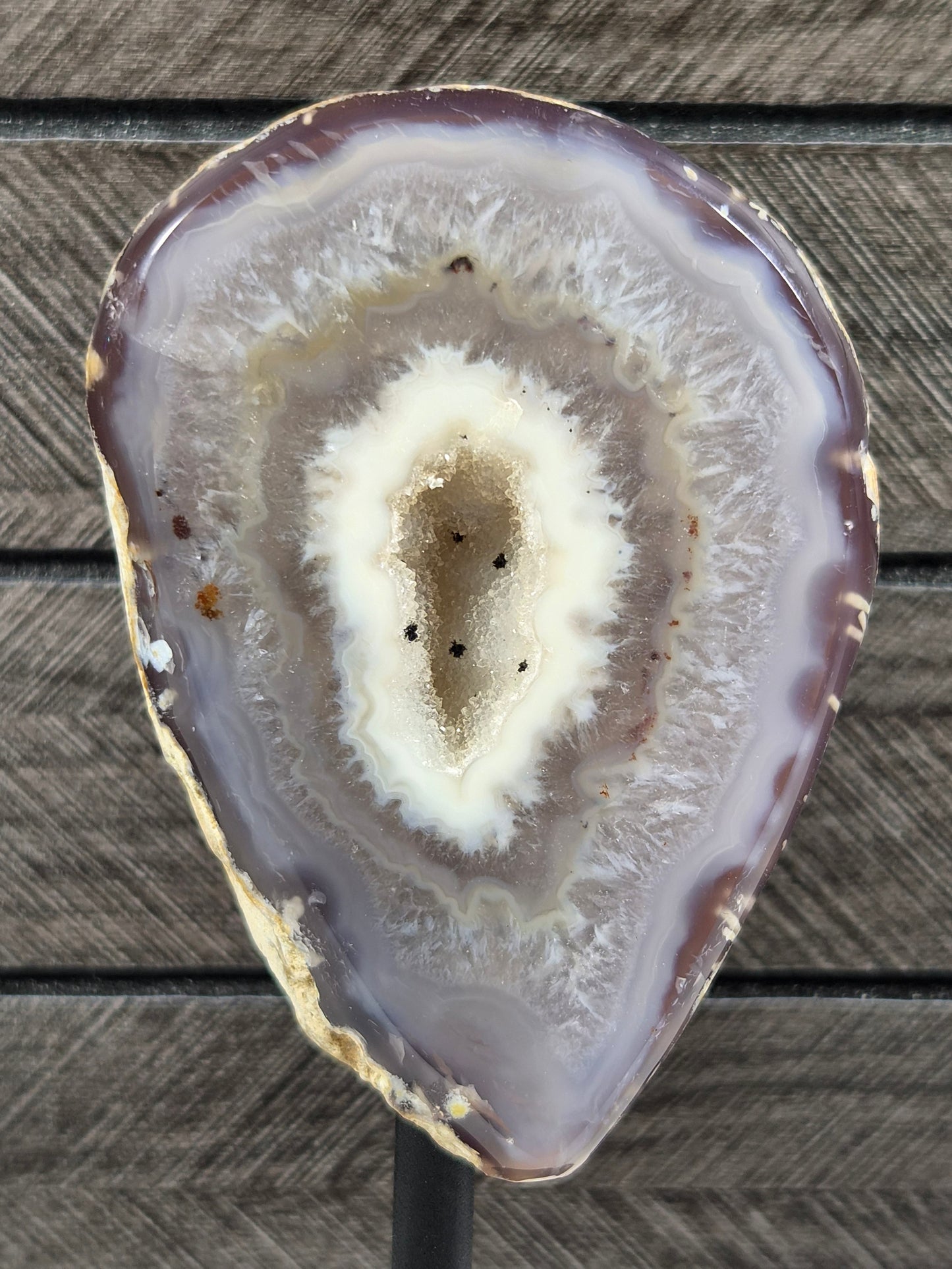 Agaat Geode op Standaard 350 gram