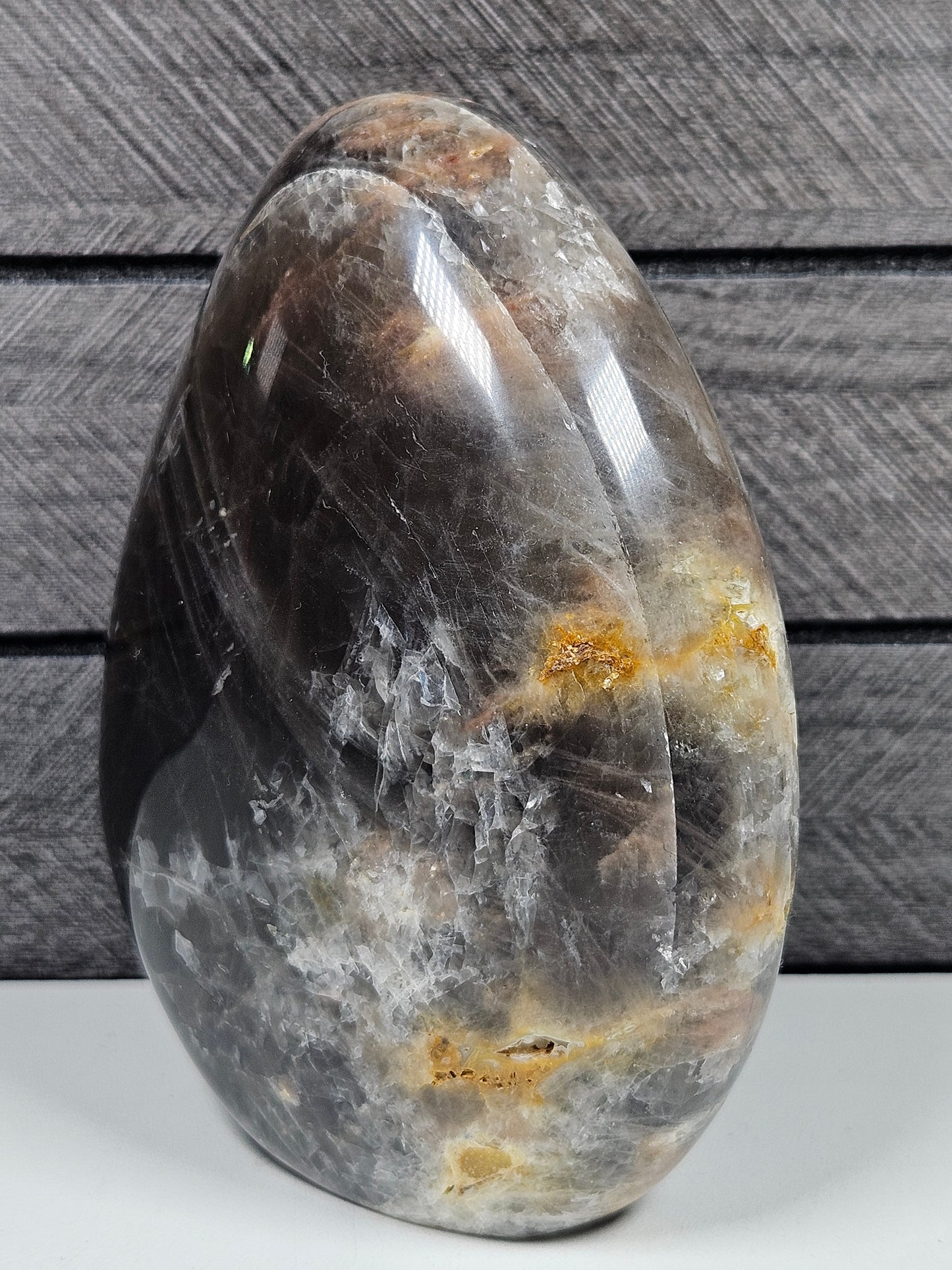 Schwarze Mondstein Skulptur 514 Gramm