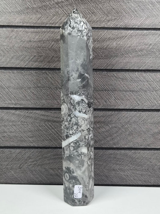 Fossiel Jaspis Toren 344 gram