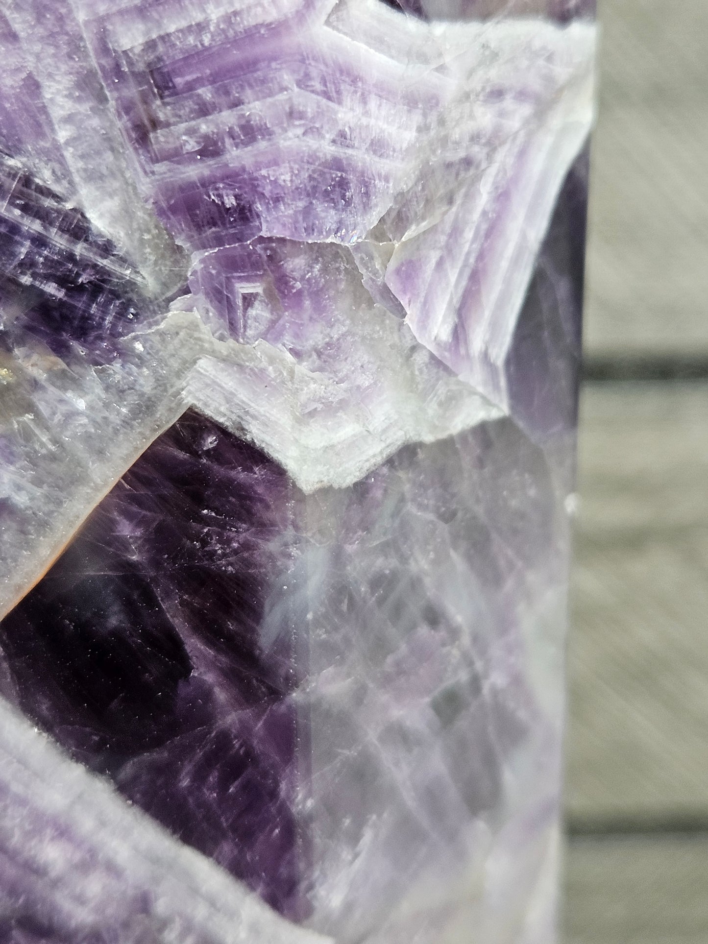 Dream amethist toren 526 gram