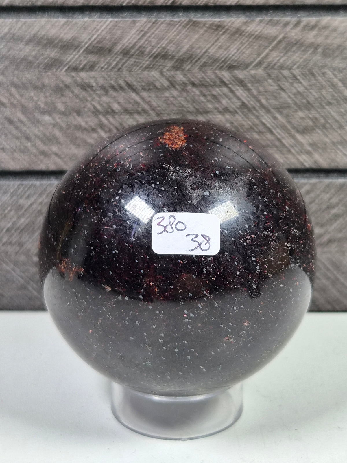 Almandien Granaat met Mica bol 380 gram