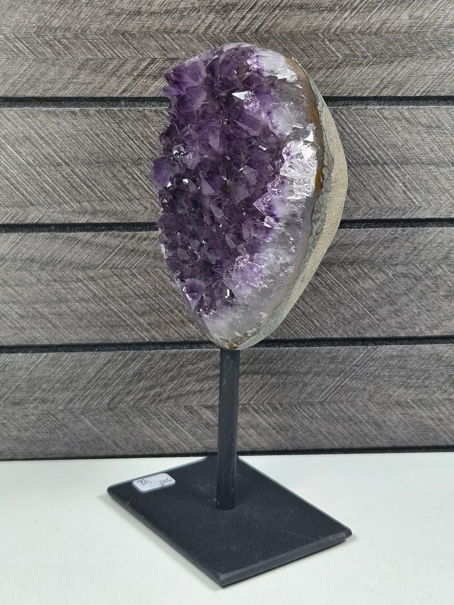 Amethist Ruw op Standaard 518 gram