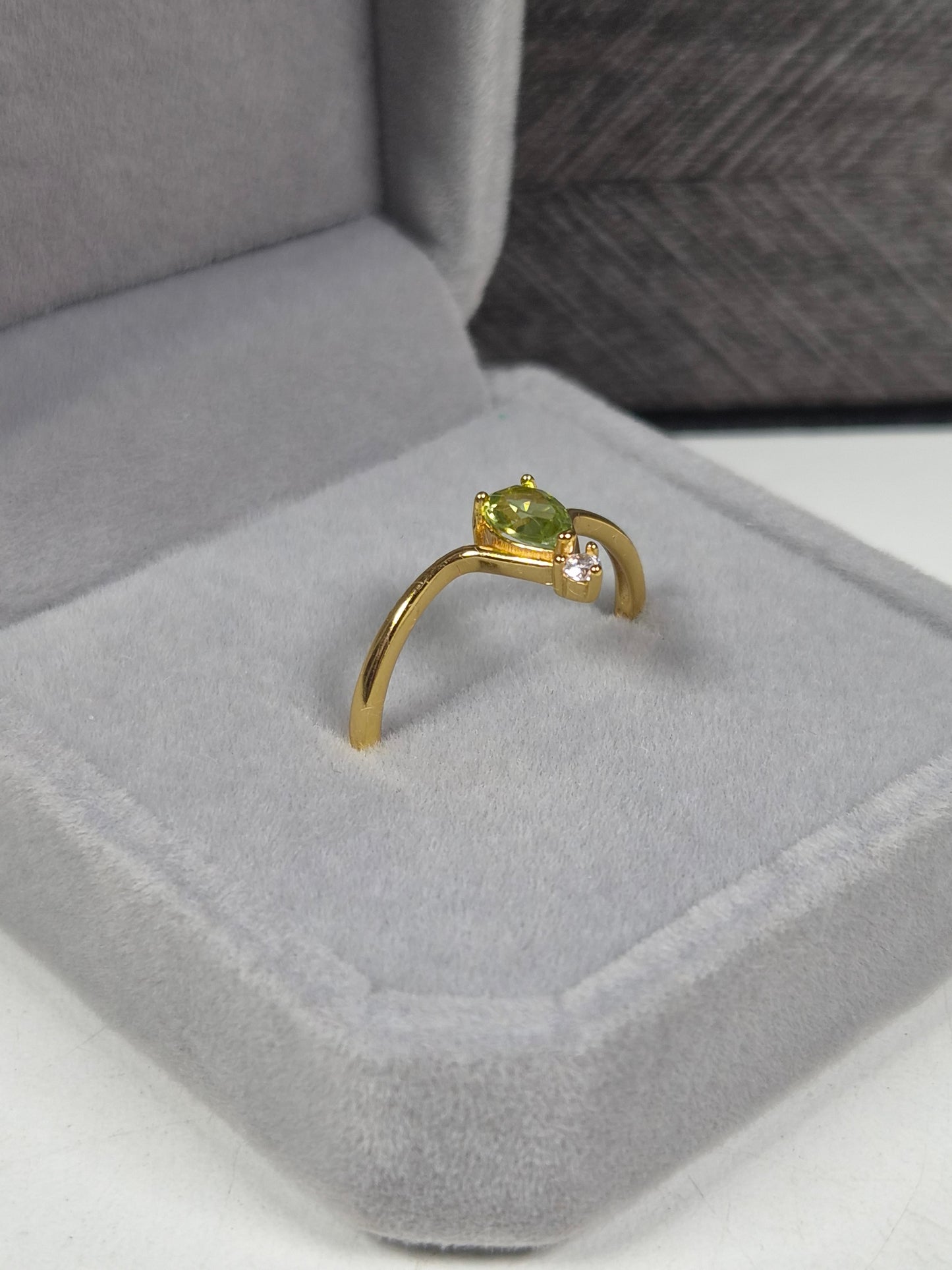 Peridoot s925 (verguld) verstelbare ring nr60