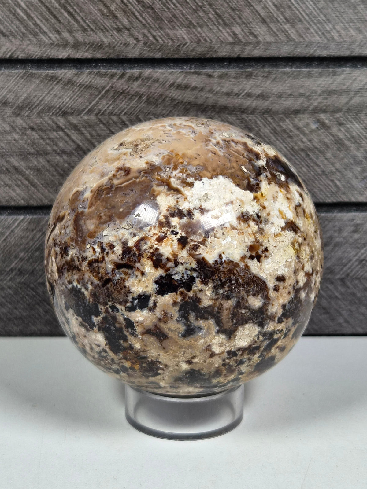 Zwarte Opaal bol 394 gram