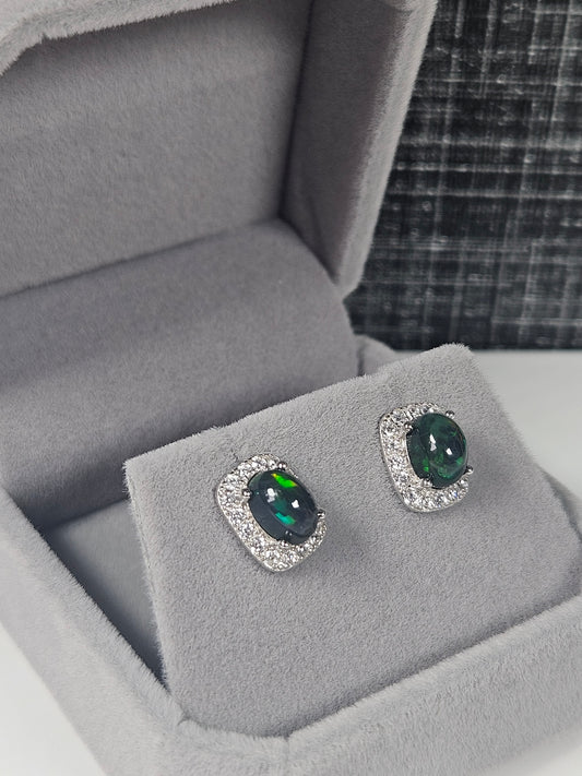 Zwarte opaal s925 (zilver) oorbellen nr35