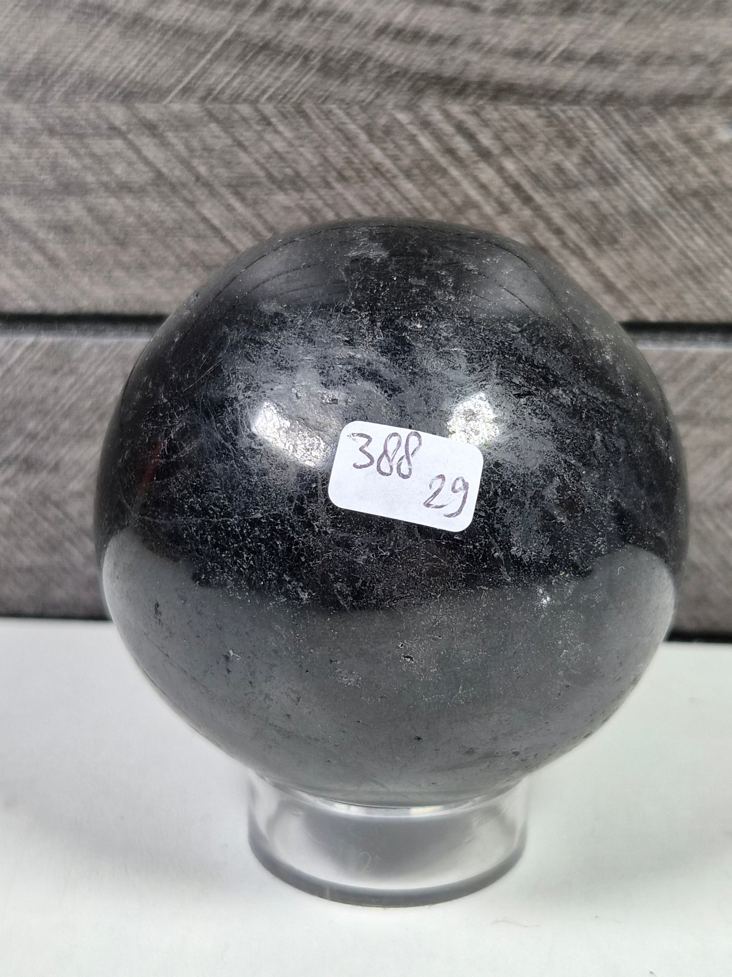 Zwarte Toermalijn bol 388 gram
