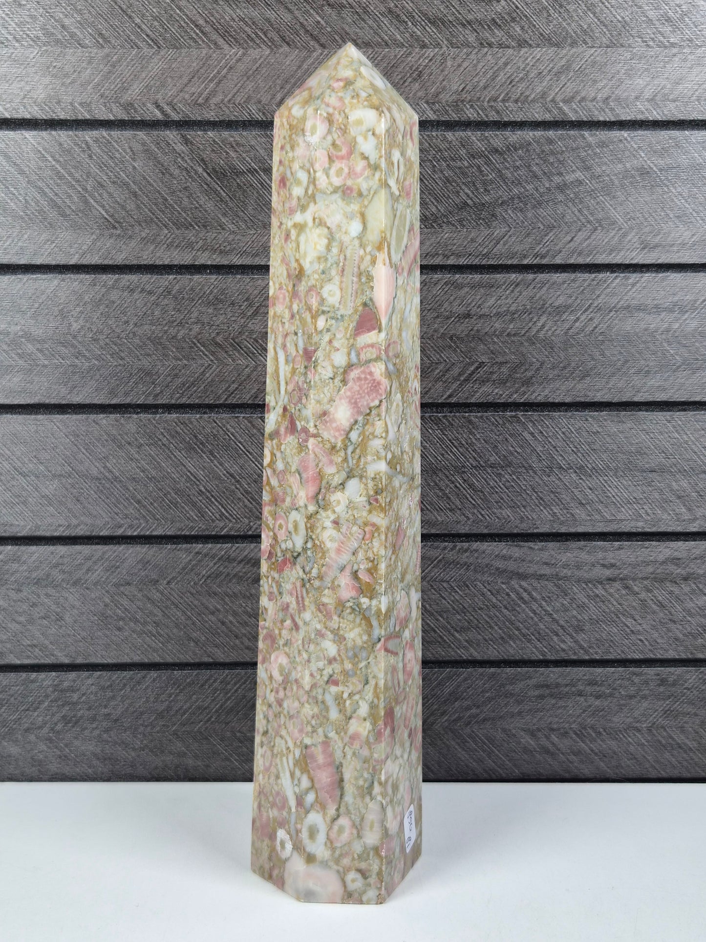 Fossiel Jaspis Toren 850 gram