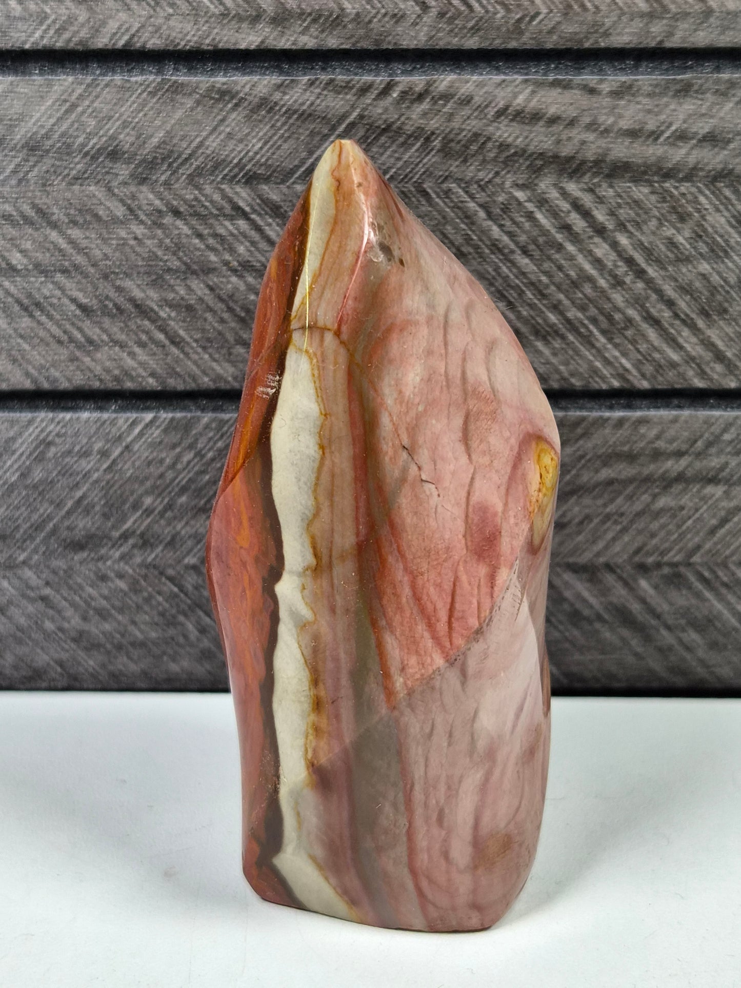 Polychroom Jaspis sculptuur 164 gram