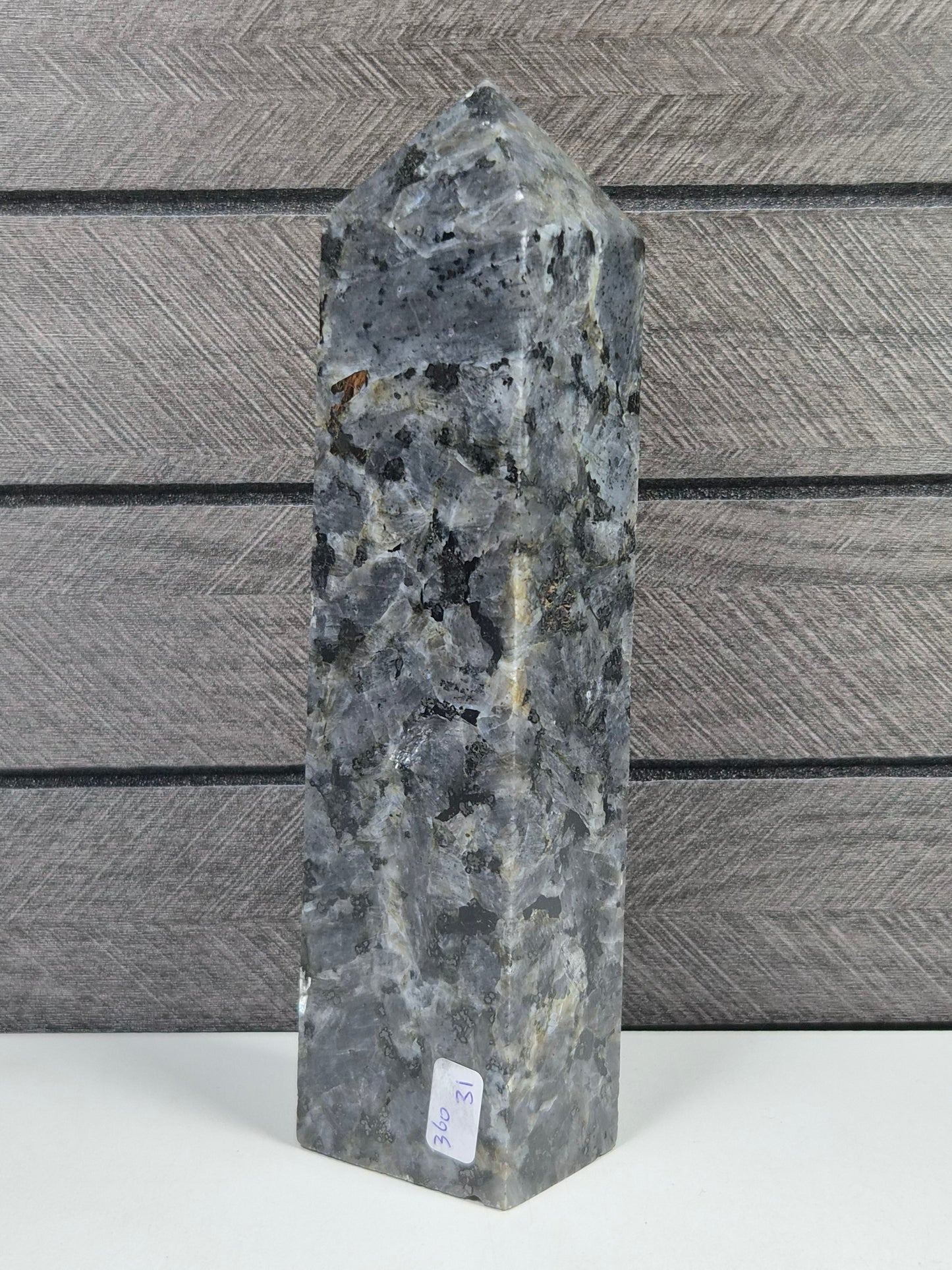 Larvikiet toren 360 gram