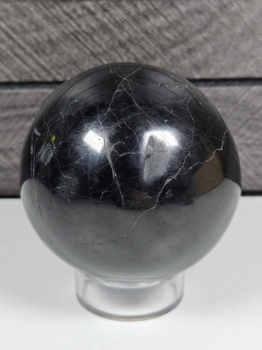 Zwarte toermalijn bol 418 gram