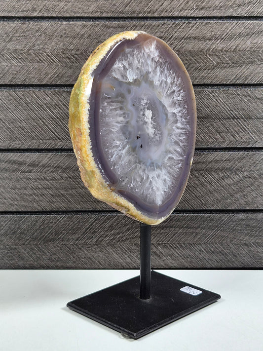Agaat Geode op standaard 780 gram